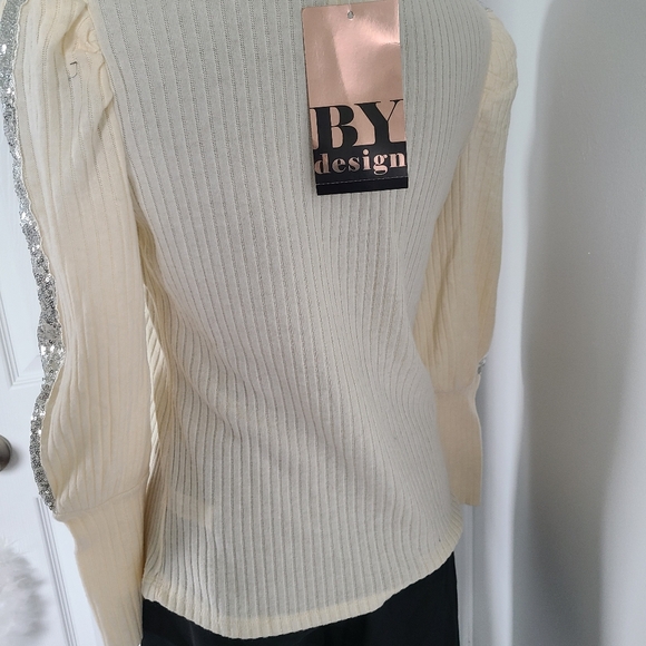 🌻4 For $20🌻Bydesign long sleeve sequins blouse - Picture 5 of 5